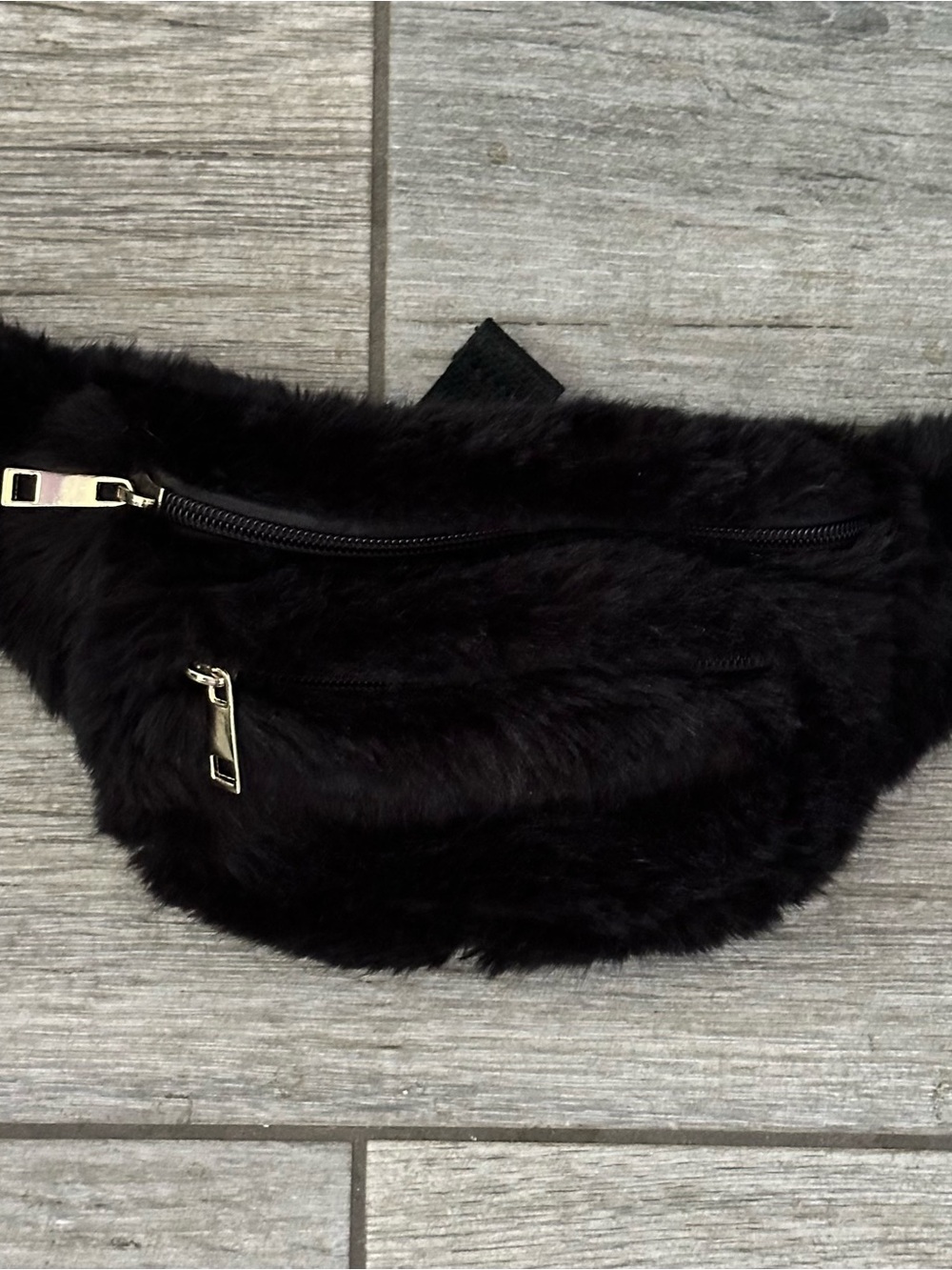 Forever 21 Cozy Black Faux Fur Belt Bag